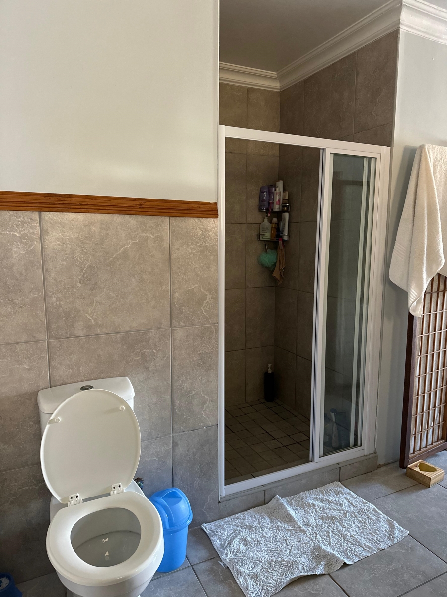 To Let 2 Bedroom Property for Rent in Outeniqua Strand Western Cape